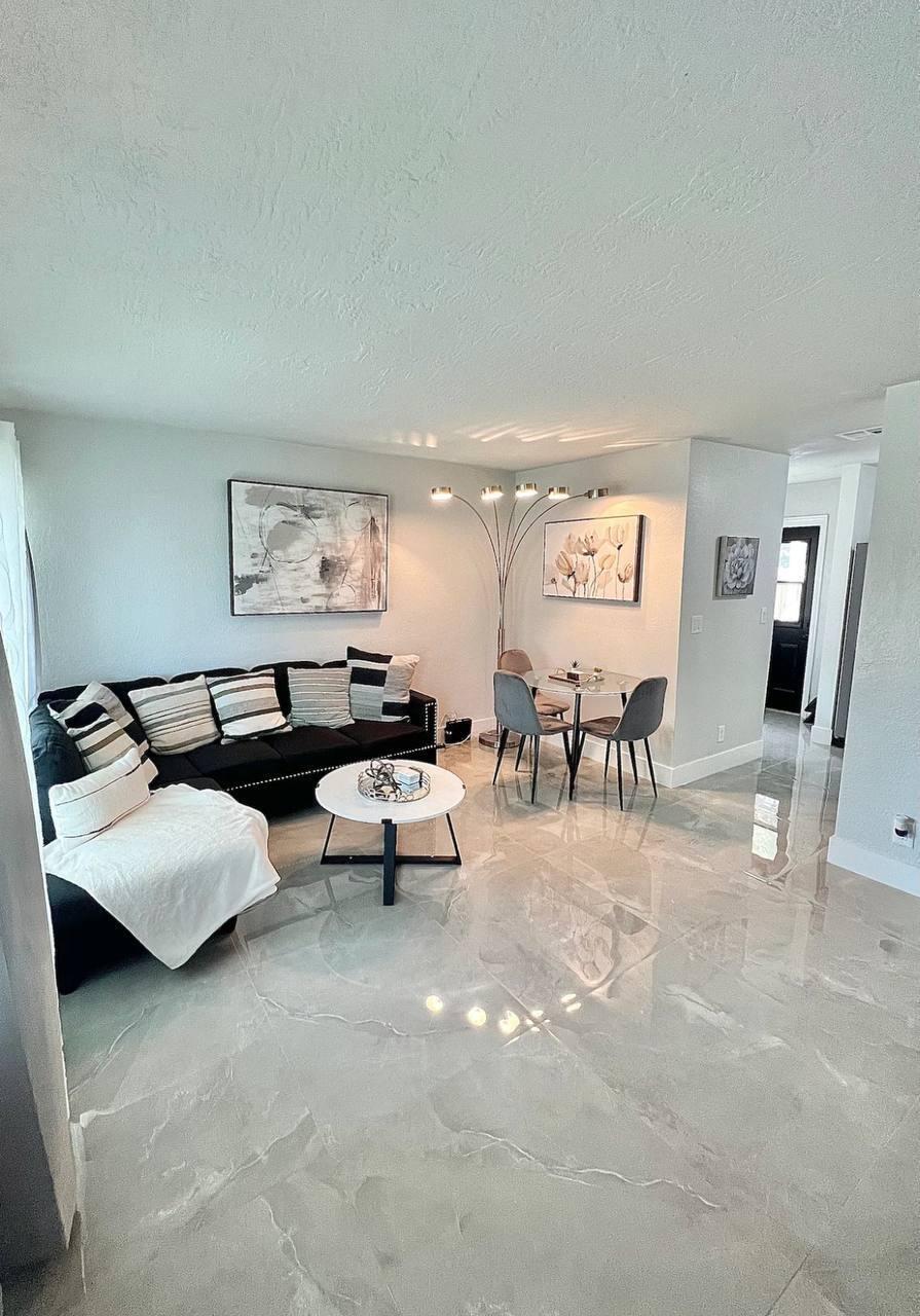 1353 9th Street West Palm Beach, FL 33401 - Photo 2 of 21 photo_5159174820183780460_y