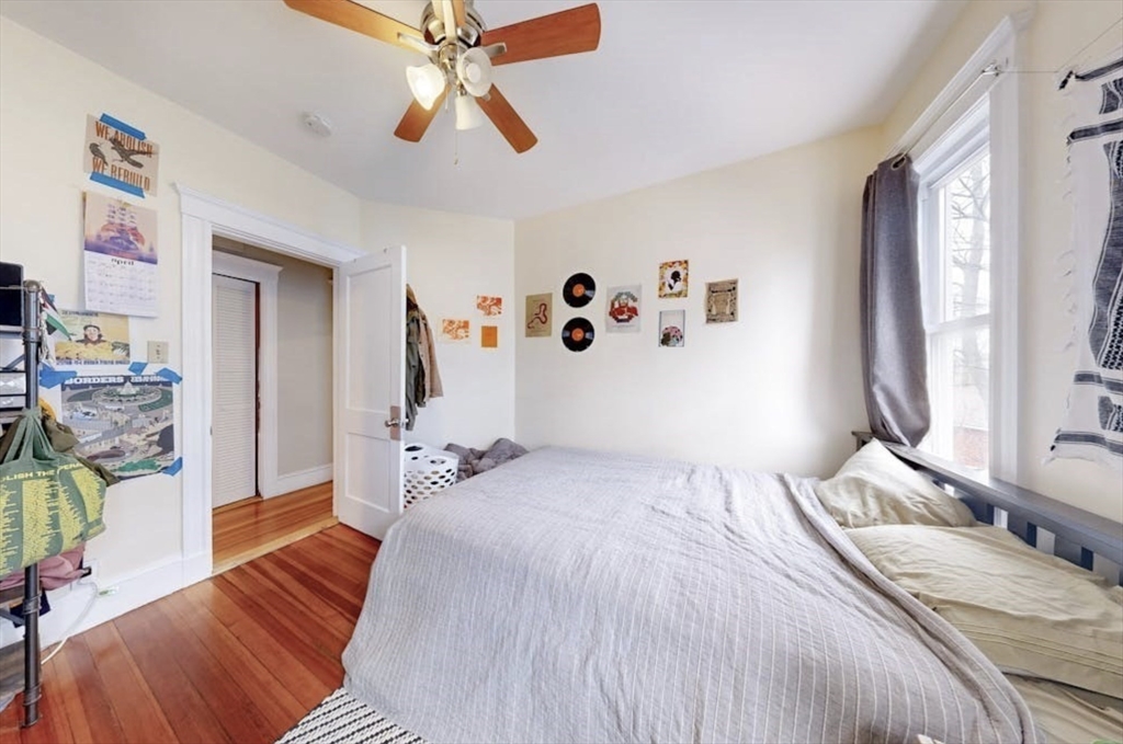 84 Bailey Street Boston, MA 02124 - Photo 4 of 38