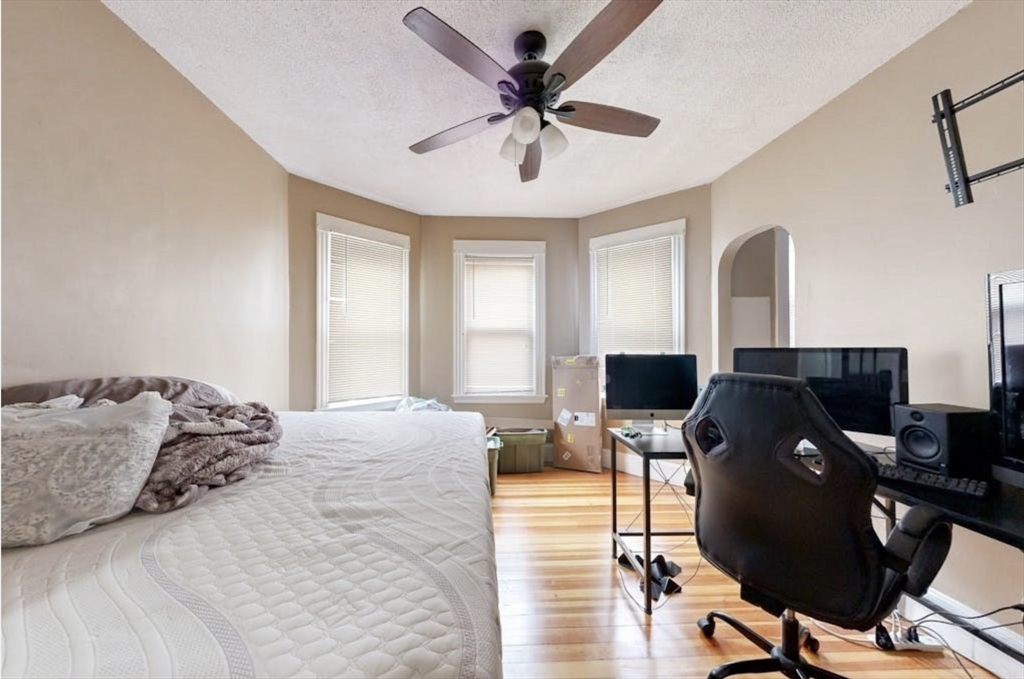 84 Bailey Street Boston, MA 02124 - Photo 8 of 38