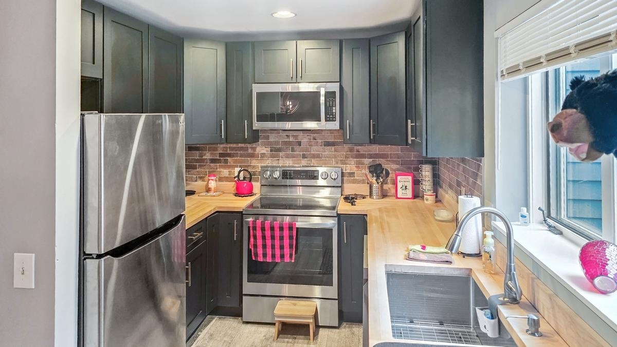 16 College Hl Road Hanover, NH 03755 - Photo 5 of 28