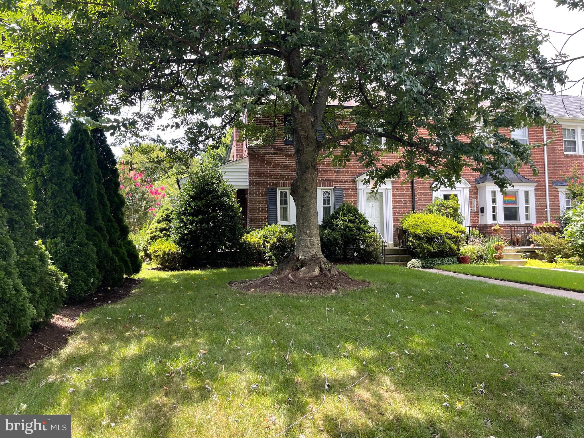 221 Dumbarton Road Baltimore, MD 21212 - Photo 2 of 8 Exterior front