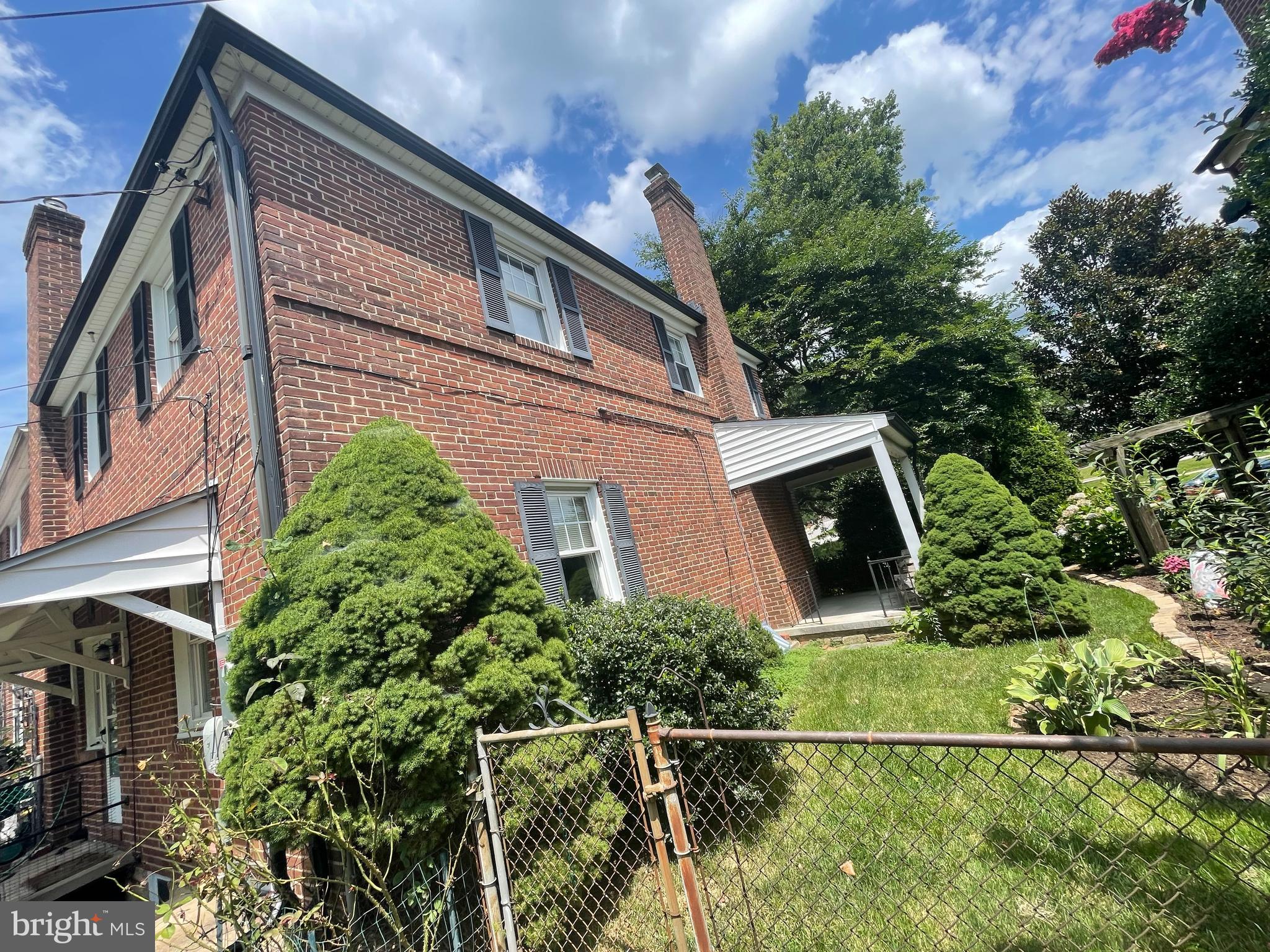 221 Dumbarton Road Baltimore, MD 21212 - Photo 6 of 8 Exterior side