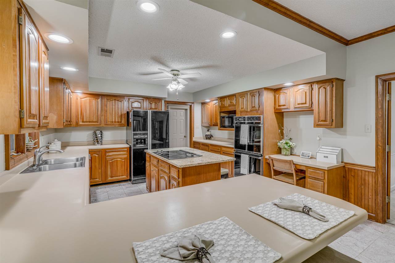 488 North Walnut Bend Road Cordova, TN 38018 - Photo 9 of 25 Gallery Image 9