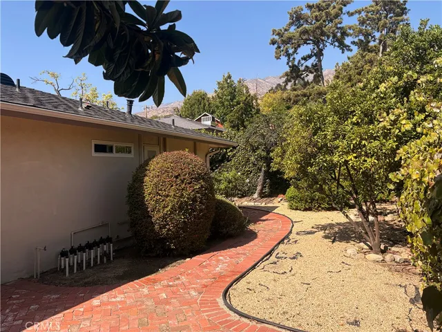 $1,695,000 | 95 West Laurel Avenue, Sierra Madre, CA 91024