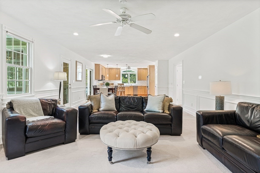 38 Winslow Road Reading, MA 01867 - Photo 19 of 40