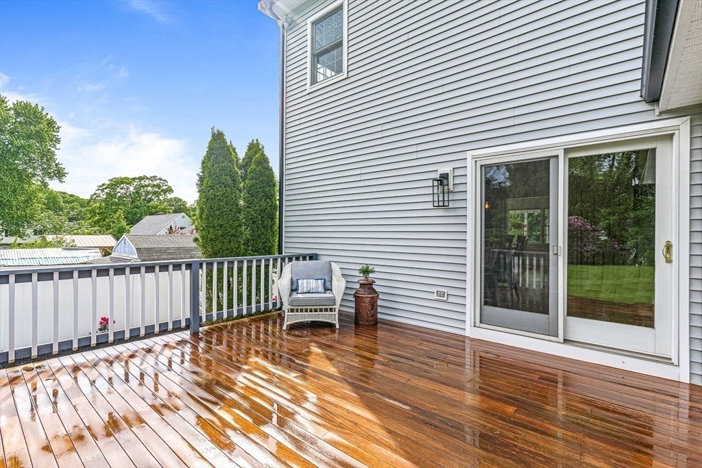 38 Winslow Road Reading, MA 01867 - Photo 34 of 40