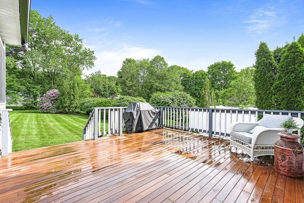 38 Winslow Road Reading, MA 01867 - Photo 35 of 40