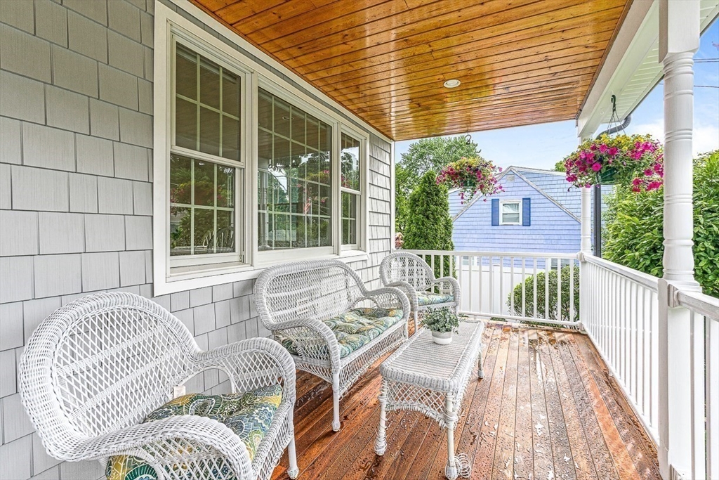 38 Winslow Road Reading, MA 01867 - Photo 5 of 40