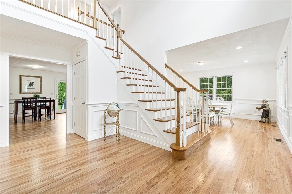 38 Winslow Road Reading, MA 01867 - Photo 7 of 40