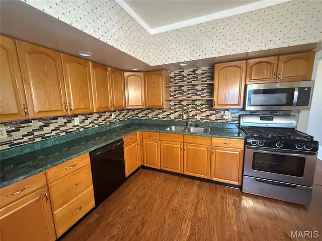 $225,000 | 216 South Mine La Motte Avenue, Fredericktown, MO 63645