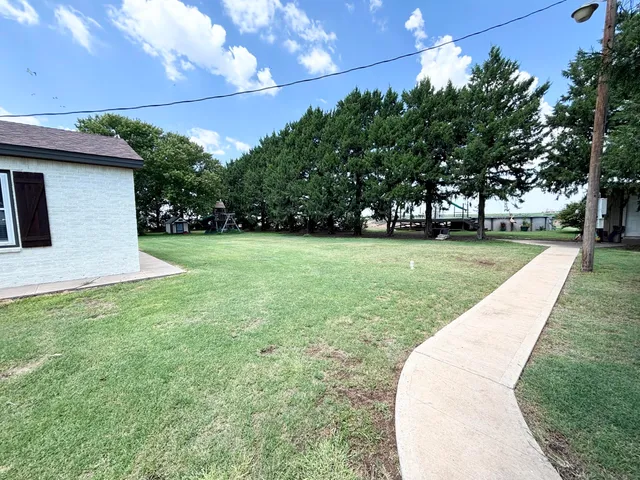 $399,000 | 1810 Farm To Market Road 788, Plainview, TX 79072