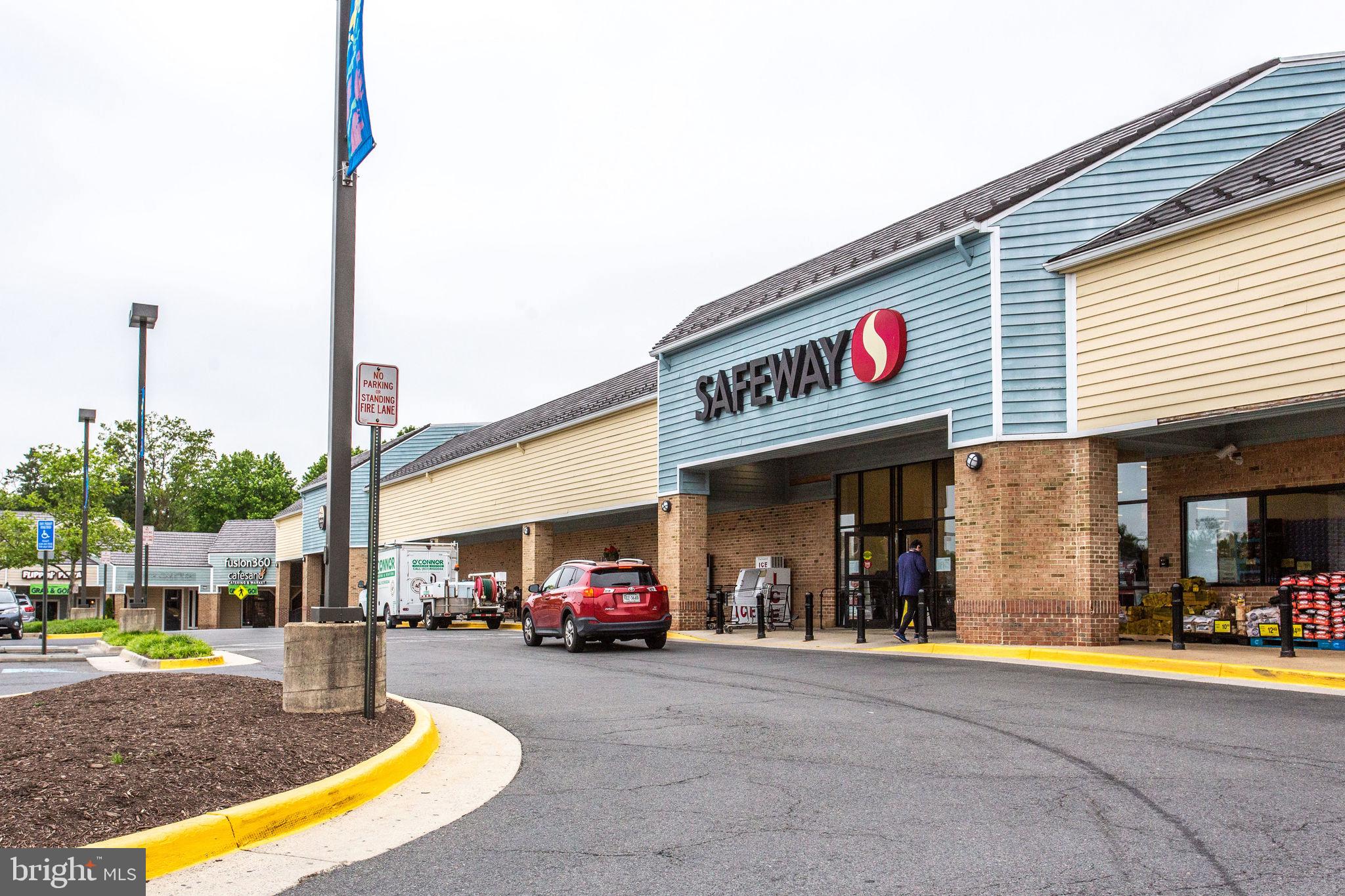 11222 Harbor Court Reston, VA 20191 - Photo 57 of 58 Shopping Around the Corner