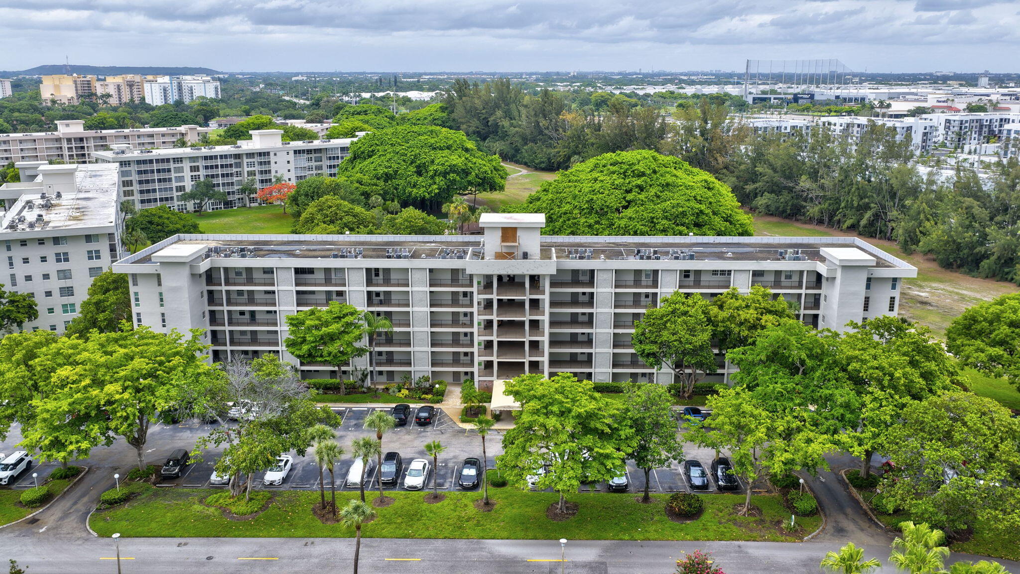 3000 South Course Drive, Unit 103 Pompano Beach, FL 33069 - Photo 33 of 42 33-web-or-mls-DJI_20260605030224_0063_D_