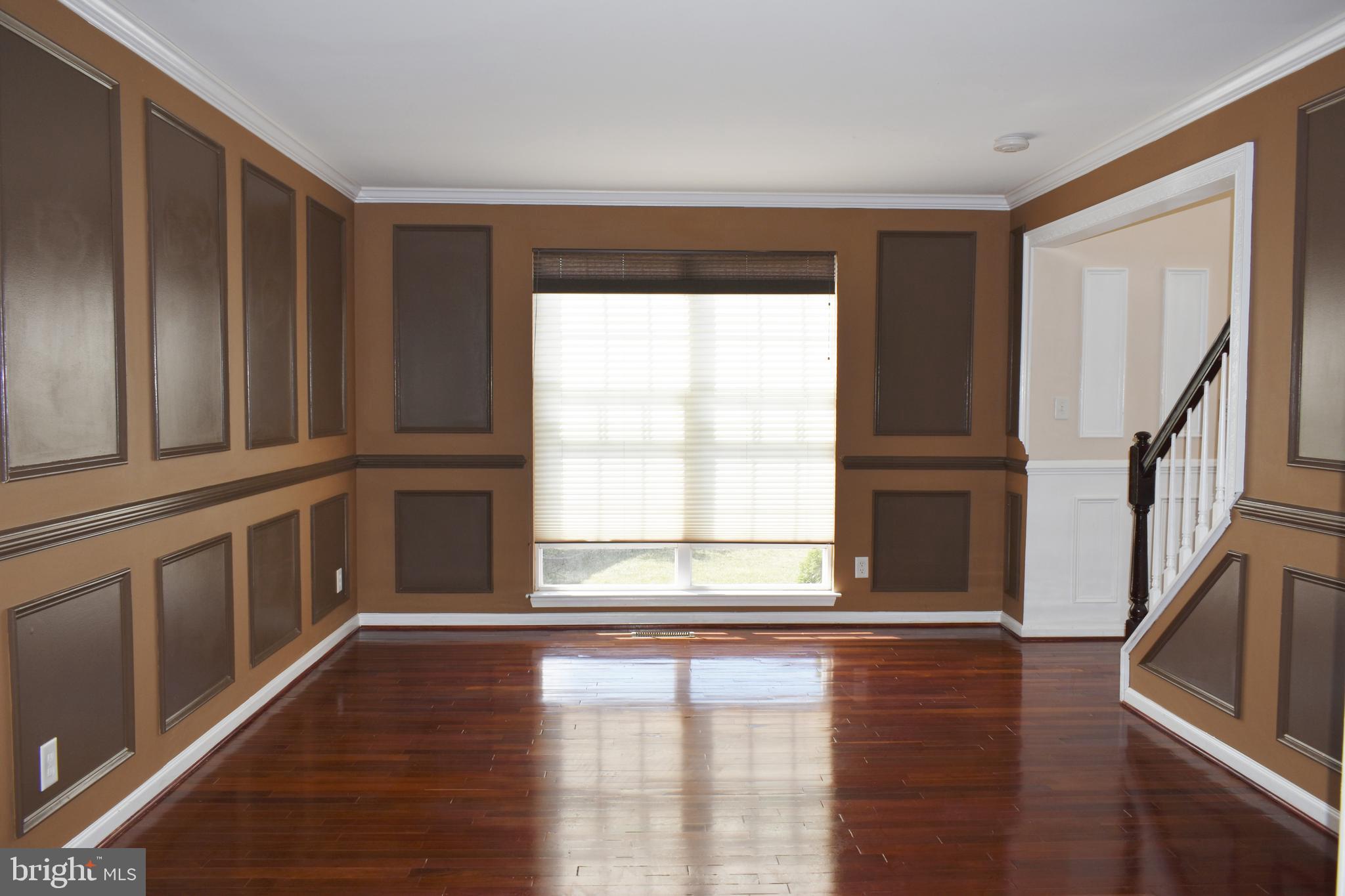 5942 Florey Road Hanover, MD 21076 - Photo 6 of 22 Living Room