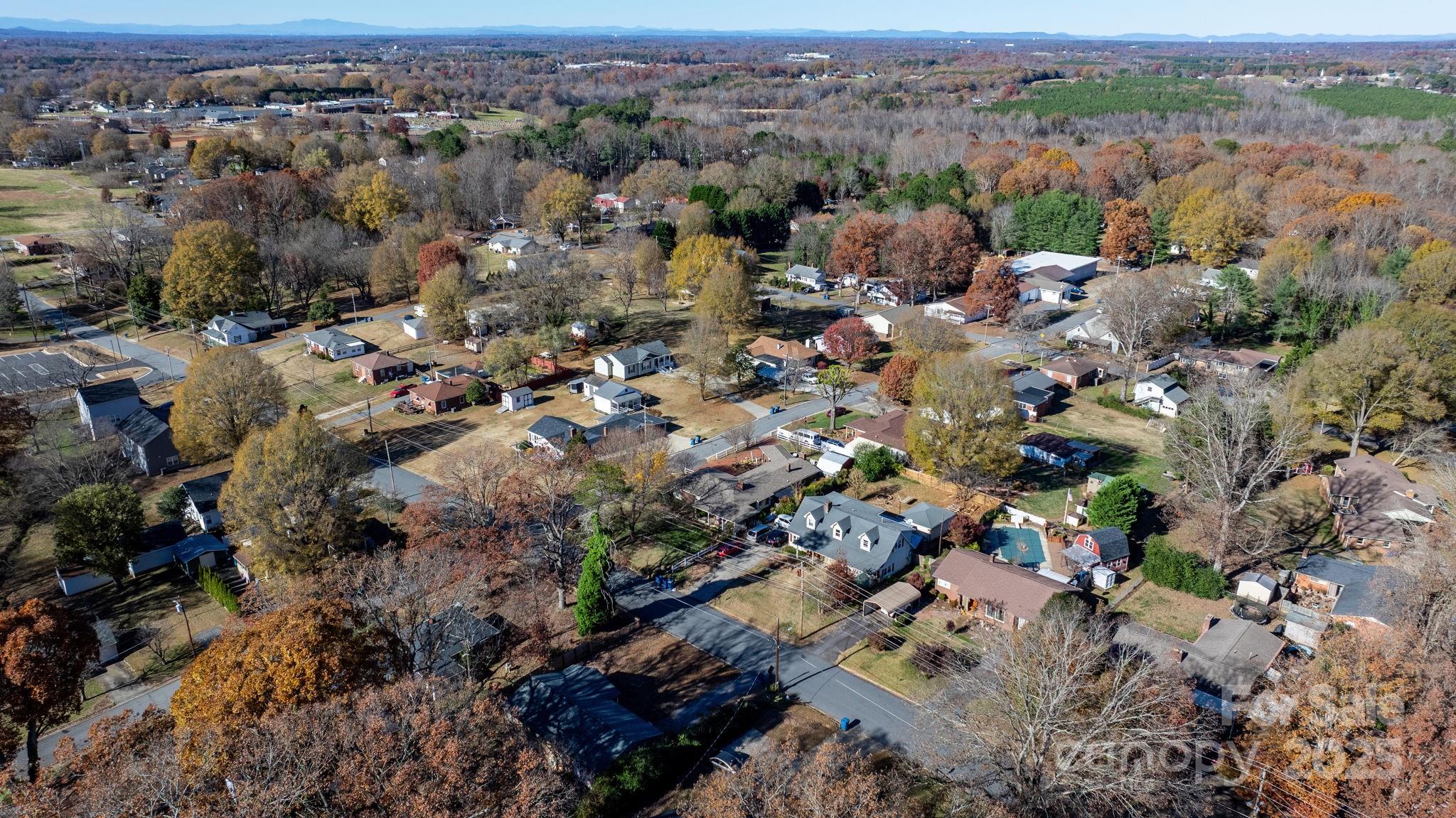 901 Union Street Maiden, NC 28650 - Photo 36 of 37 an aerial view of multiple house
