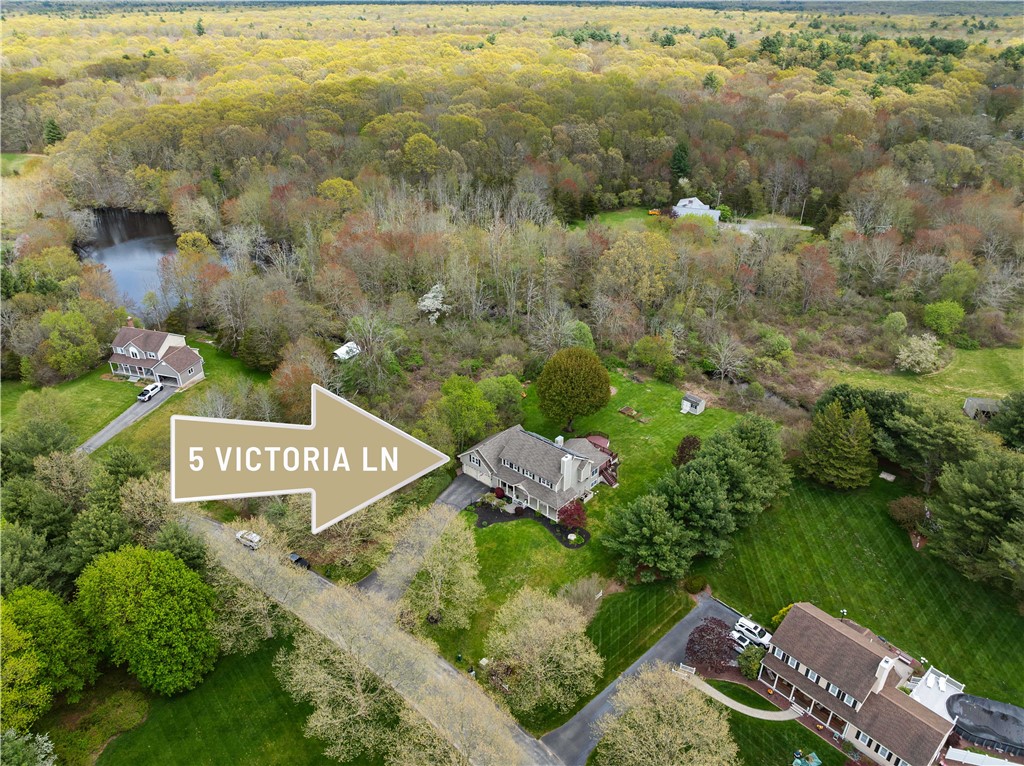 Nestled in one of Rehoboth's most desirable neighborhoods. Close to Attleboro train station, Rt 95 and Historic district.