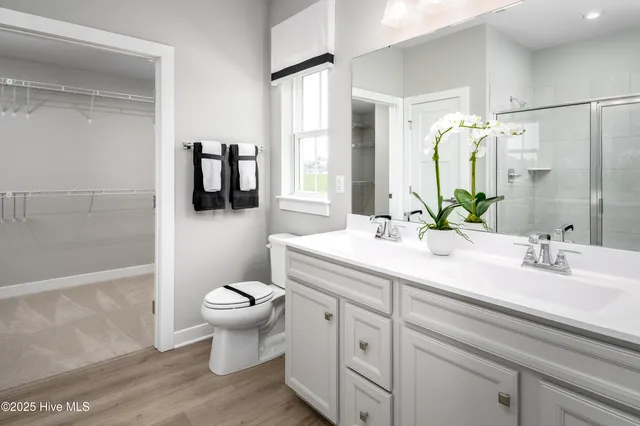 $379,990 | 4016 Farmfield Drive, Leland, NC 28451