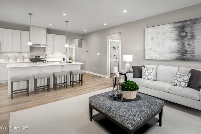 $379,990 | 4016 Farmfield Drive, Leland, NC 28451