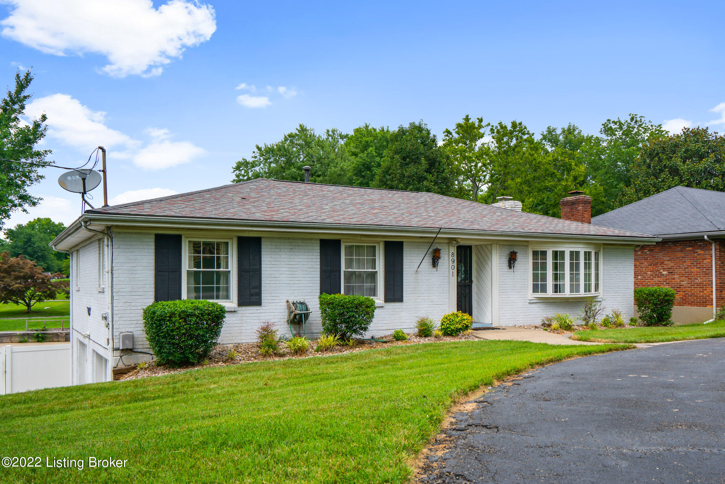 8901 La Costa Road Louisville, KY 40299 - Photo 50 of 50 8901 La Costa Road-02