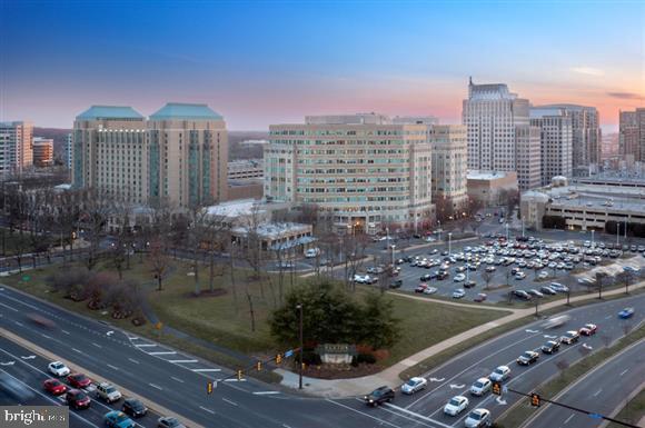1272 Vintage Place Reston, VA 20194 - Photo 37 of 55 Reston Town Center