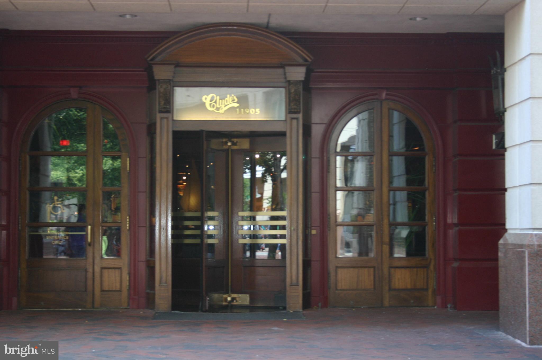1272 Vintage Place Reston, VA 20194 - Photo 40 of 55 Reston Town Center Hotel