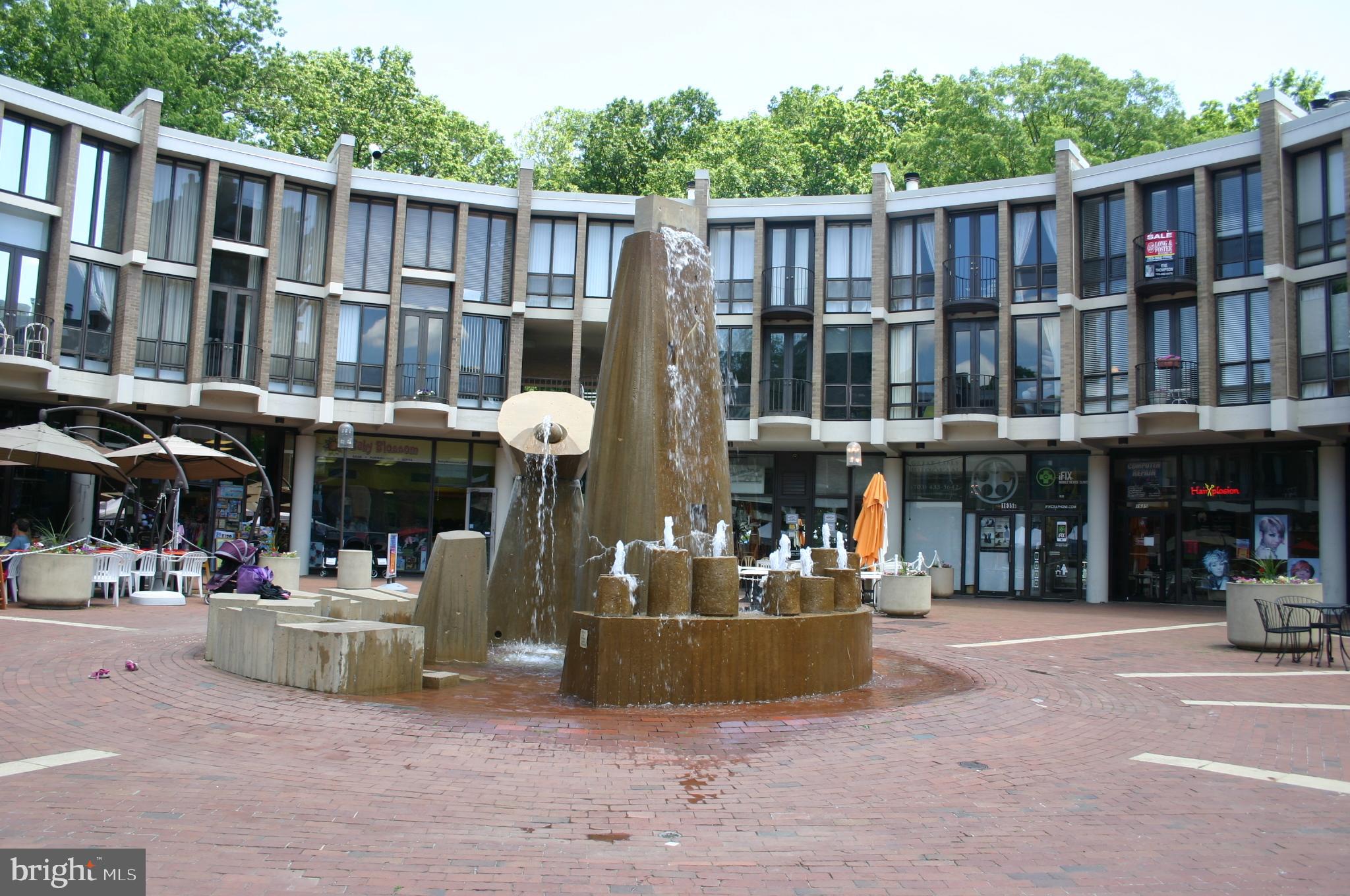 1272 Vintage Place Reston, VA 20194 - Photo 48 of 55 Reston Lake Anne