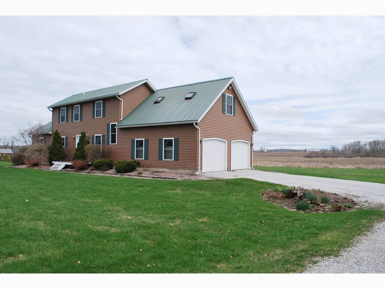 391 Maquam Shore Road Swanton, VT 05488 - Photo 2 of 39