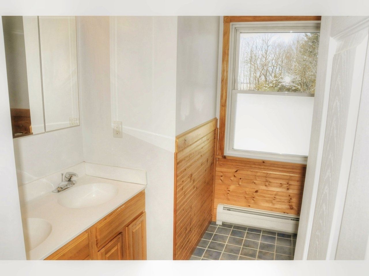 391 Maquam Shore Road Swanton, VT 05488 - Photo 19 of 39