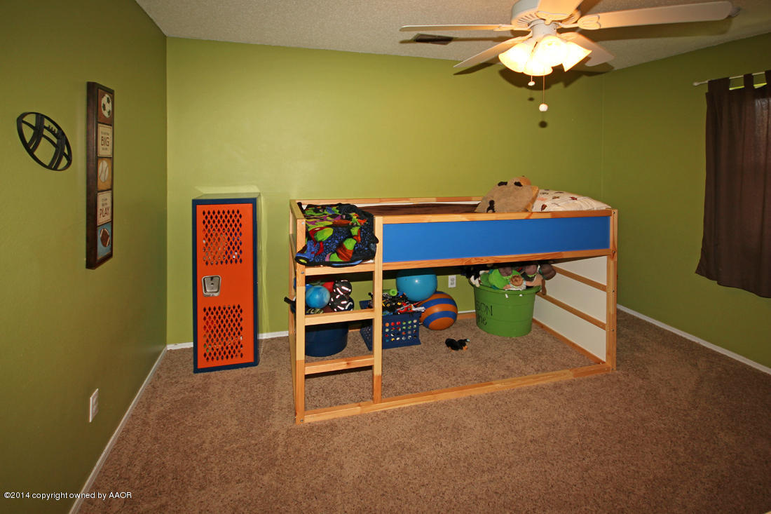 5717 South Milam Street Amarillo, TX 79110 - Photo 20 of 27 3rd Bedroom