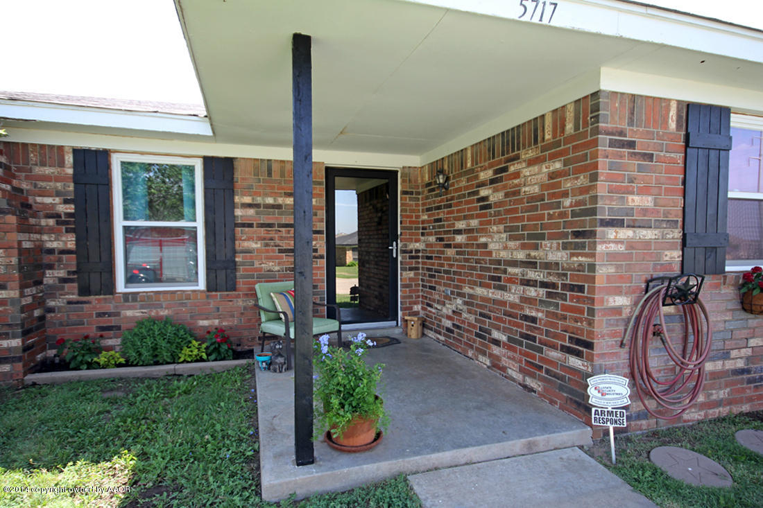 5717 South Milam Street Amarillo, TX 79110 - Photo 3 of 27 Front Porch