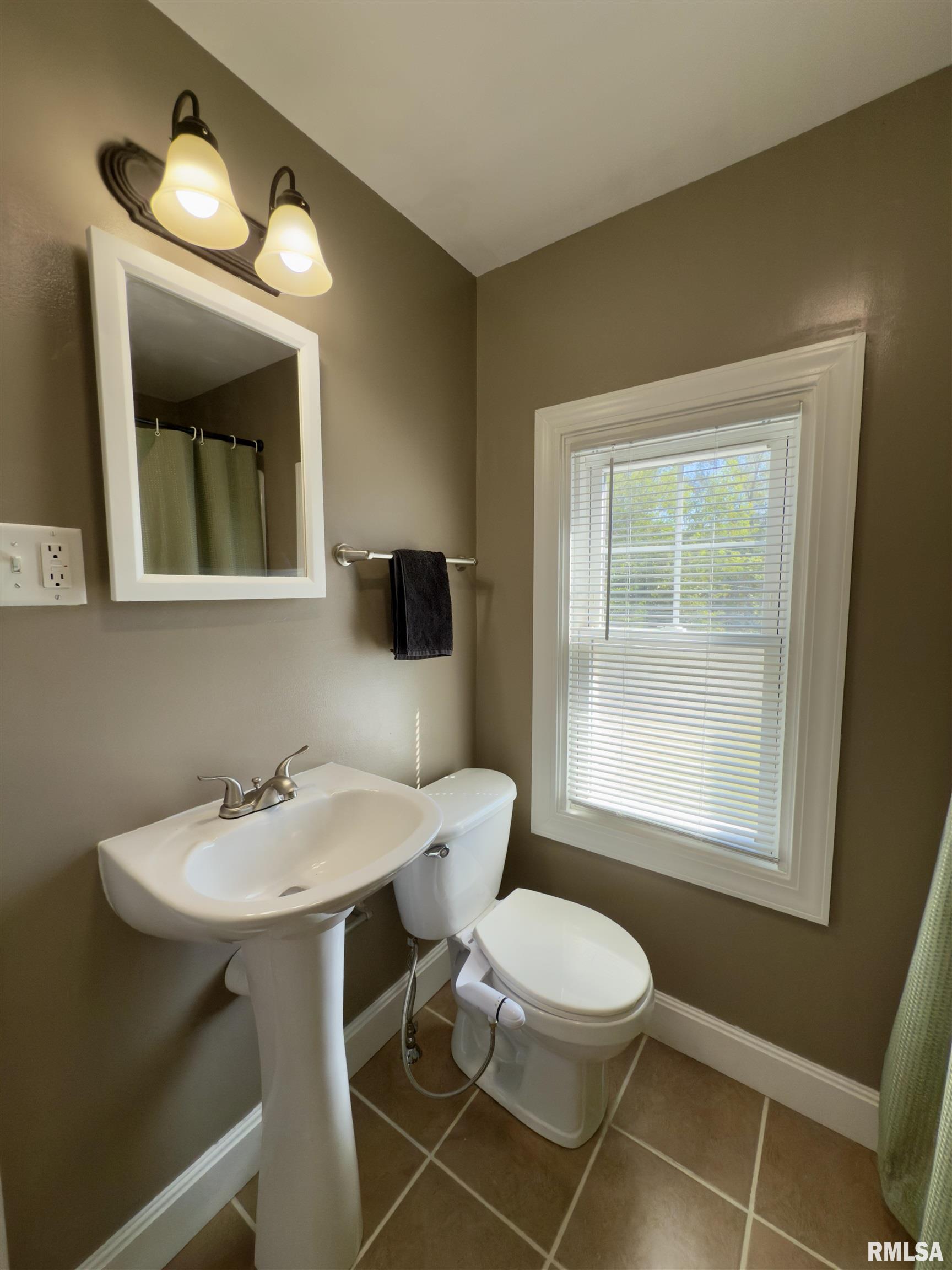 2416 South 5th Street Springfield, IL 62703 - Photo 27 of 45 Gallery Image 27