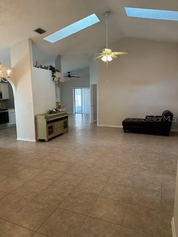 a view of a livingroom with furniture