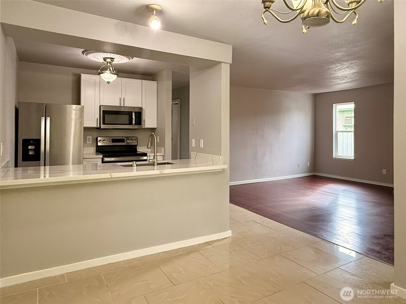 3233 Northeast 12th Street, Unit 215 Renton, WA 98056 - Photo 2 of 11 Gallery Image 2