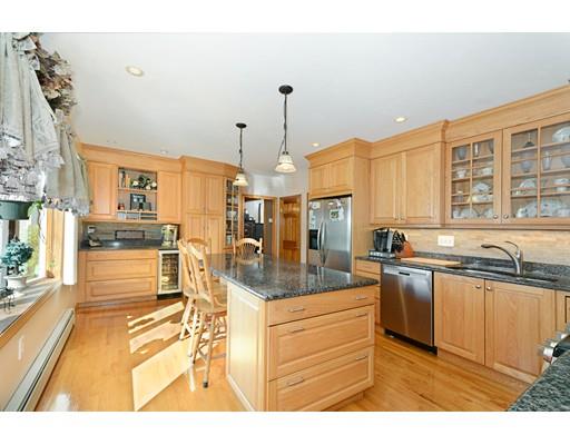 8 Inverness Avenue Worcester, MA 01604 - Photo 12 of 30 Gallery Image 12