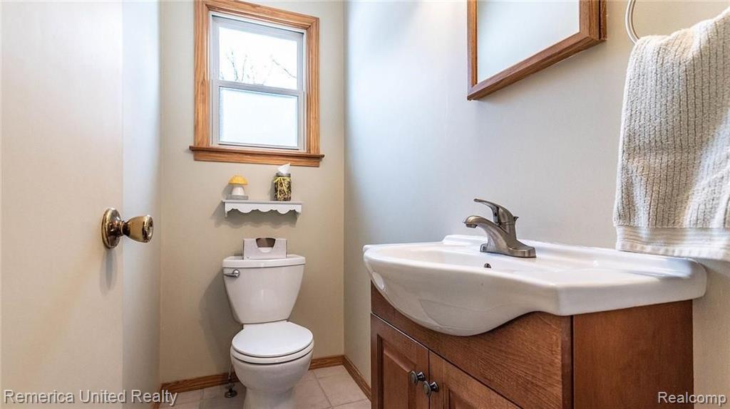 24117 Woodham Road Novi, MI 48374 - Photo 25 of 50