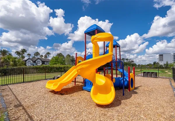 $2,000 | 5579 Millennia Park Drive, Unit 216, Orlando, FL 32839