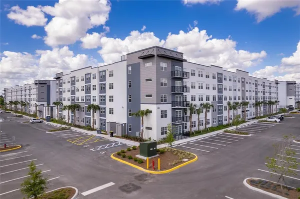 $2,000 | 5579 Millennia Park Drive, Unit 216, Orlando, FL 32839