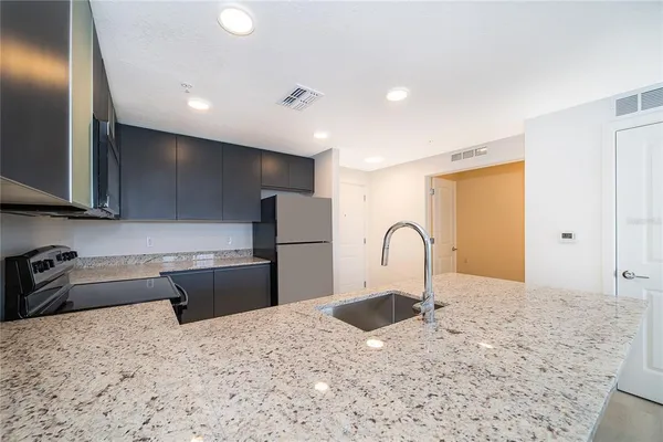 $2,000 | 5579 Millennia Park Drive, Unit 216, Orlando, FL 32839