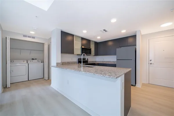 $2,000 | 5579 Millennia Park Drive, Unit 216, Orlando, FL 32839
