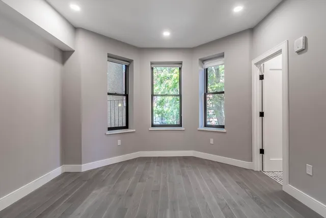 $6,900 | 169 Newbury Street, Unit 3, Boston, MA 02116