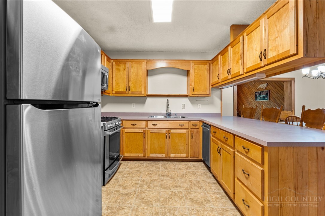 633 Wilson Lane Boone, NC 28607 - Photo 11 of 43