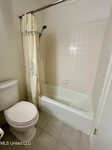 $220,000 | 2 Lexington Place, Gulfport, MS 39507