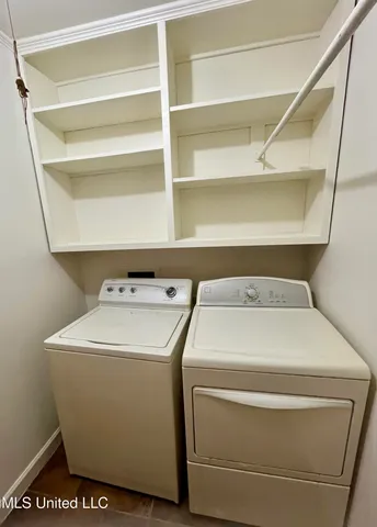 $220,000 | 2 Lexington Place, Gulfport, MS 39507