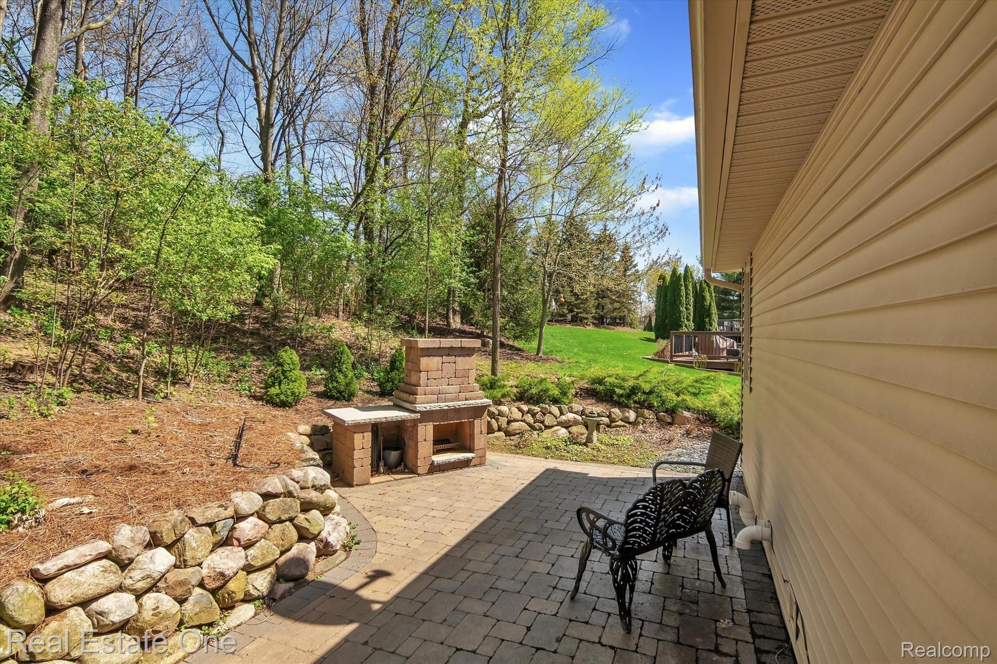 1379 Northern Ridge Drive Brighton, MI 48116 - Photo 32 of 37 Custom Landscaping/Brick Paver Patio