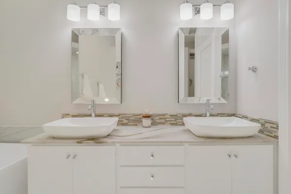 $799,900 | 167 East Hampton Way, Jupiter, FL 33458