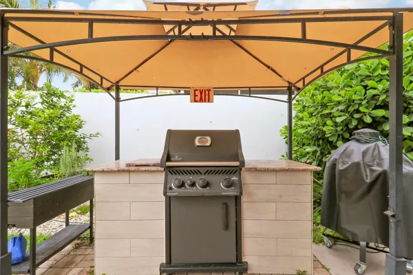 $799,900 | 167 East Hampton Way, Jupiter, FL 33458