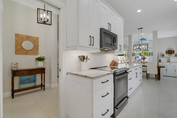 $799,900 | 167 East Hampton Way, Jupiter, FL 33458