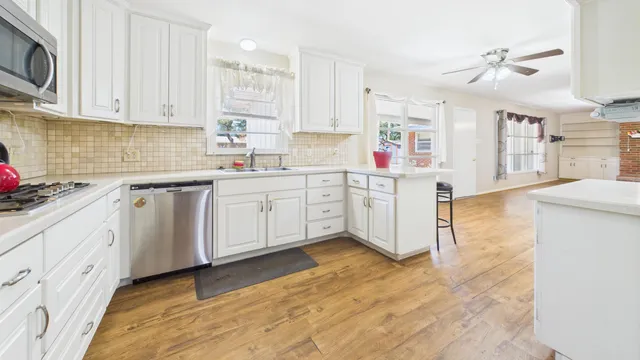 $219,900 | 2118 55th Street, Lubbock, TX 79412