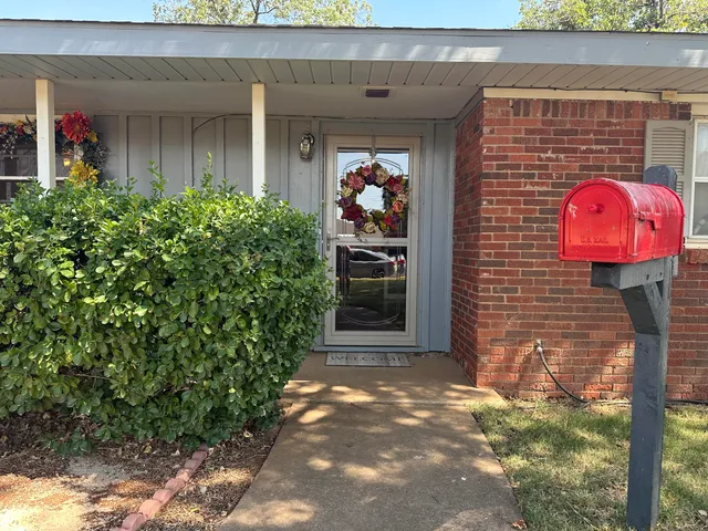 $219,900 | 2118 55th Street, Lubbock, TX 79412