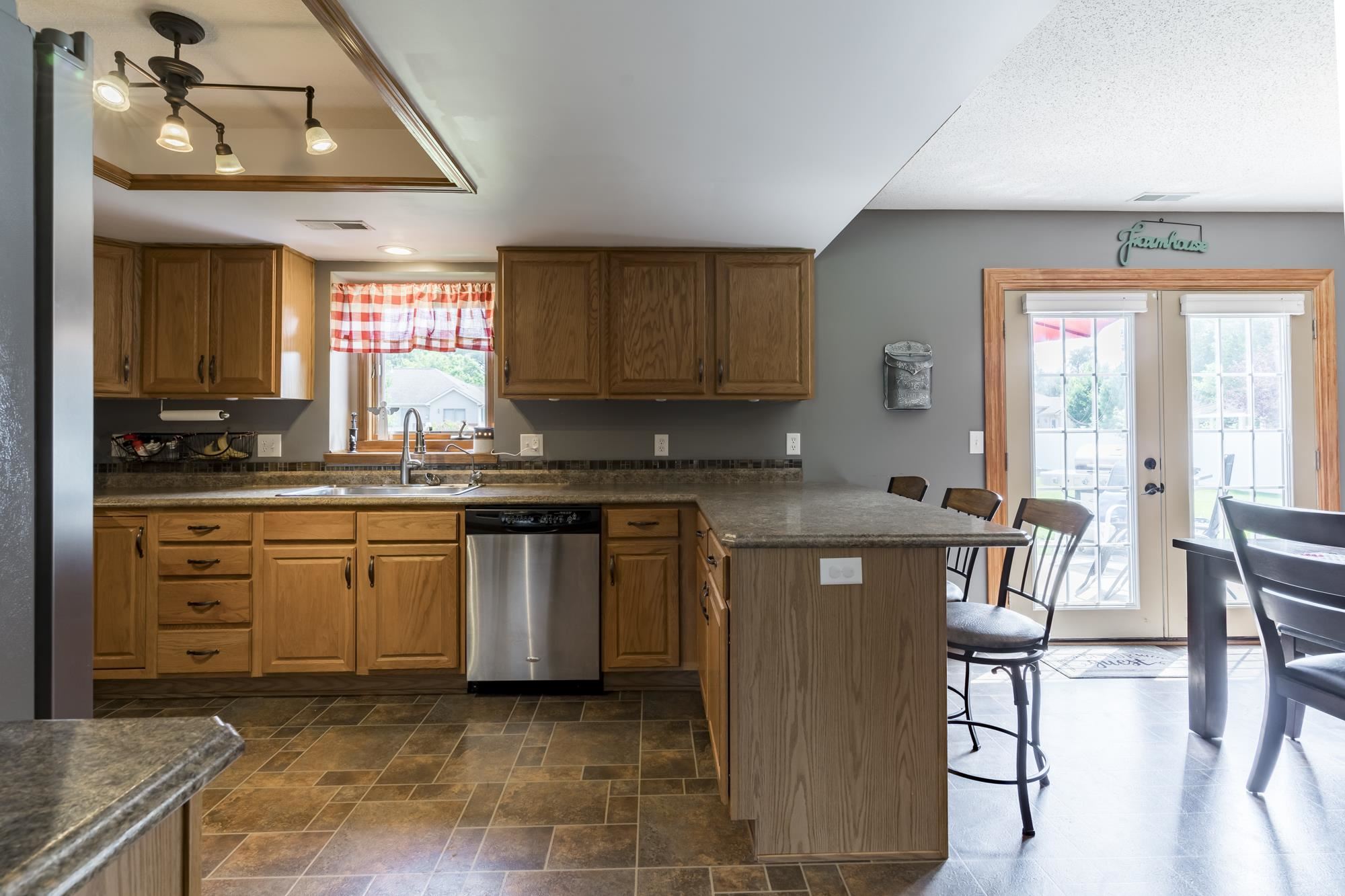 15918 Thunderbird Road Huntertown, IN 46748 - Photo 8 of 35 Gallery Image 8